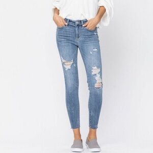 Judy Blue Dark Wash Skinny Fit Raw Hem Distressed Jeans 7/28